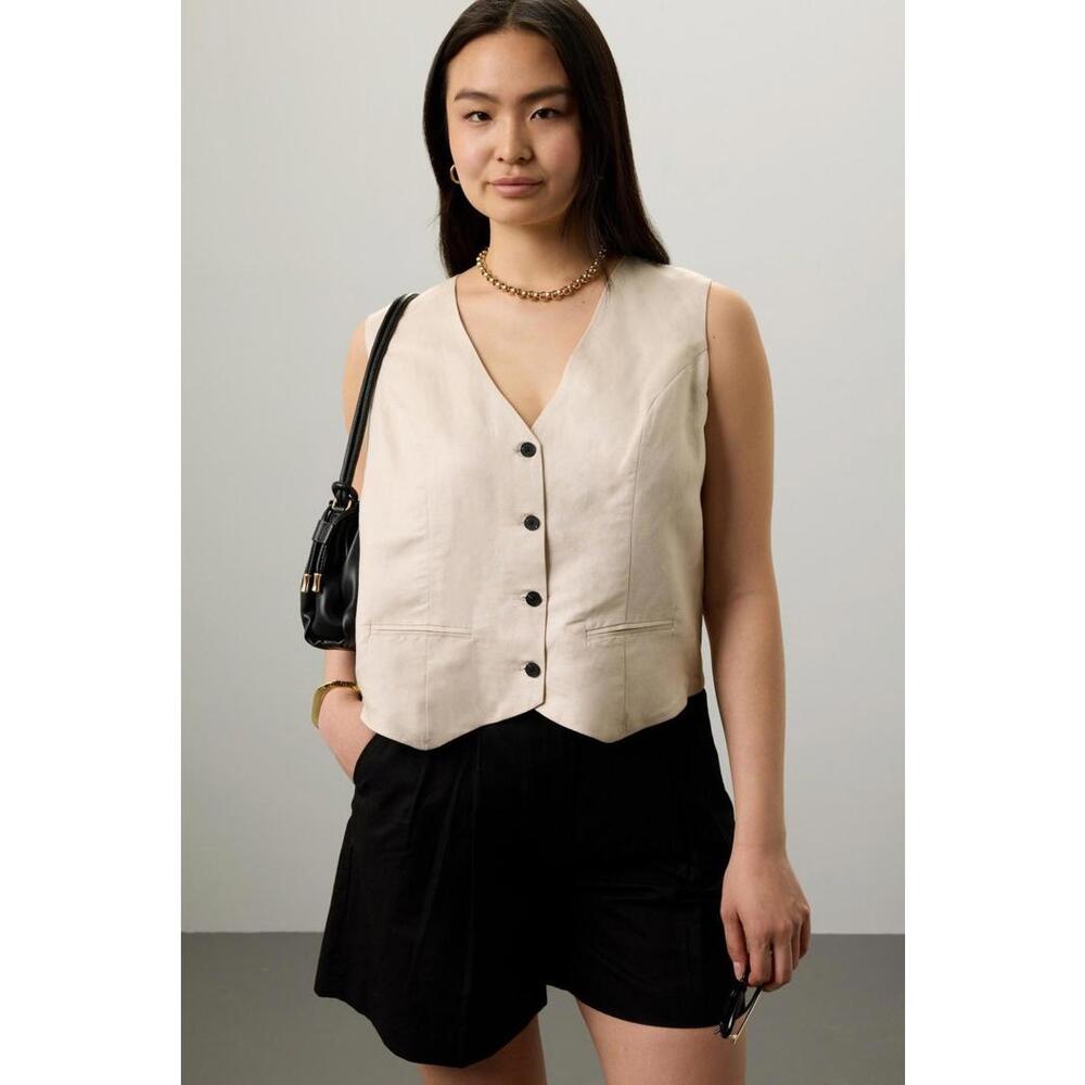 Love, Whit by Whitney Port Beige Vest Size 6 with Missing Buttons and Stains